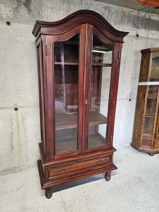 Витрина в стил Рустик