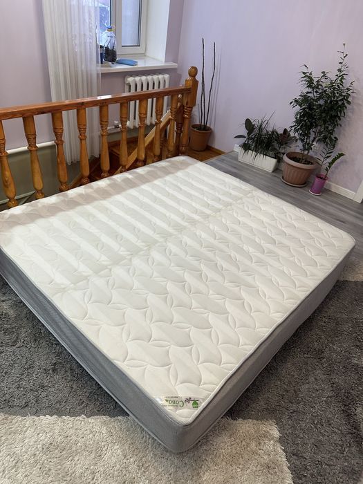 Продам матрас, в хорошем состоянии