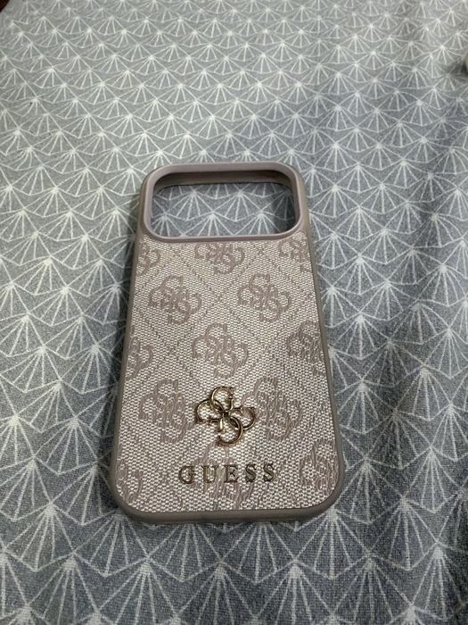Калъф case за телефон Guess
