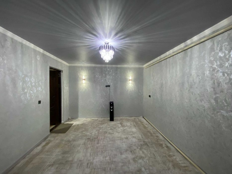 ҳовли сотилади. Спутник томонда