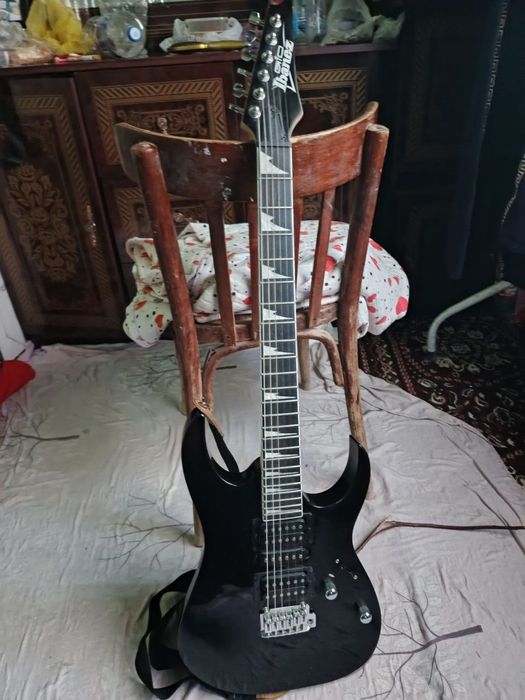 Електрони гитара