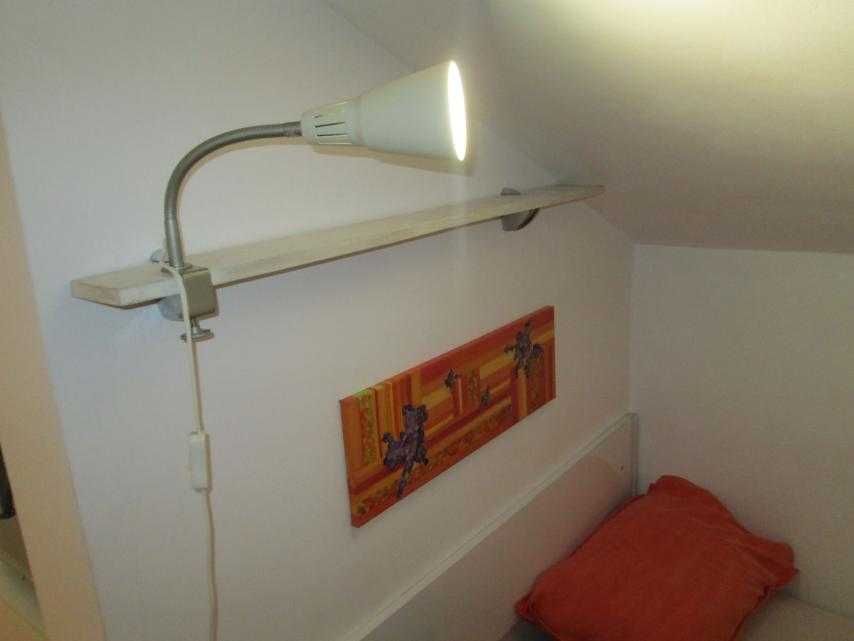 Дава се под наем Едностаен апартамент в Варна, Център - 27 кв.м за 228.99 € - Снимка #1