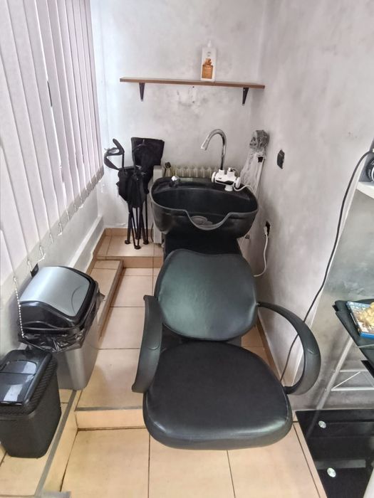 Vand mobilier salon coafor