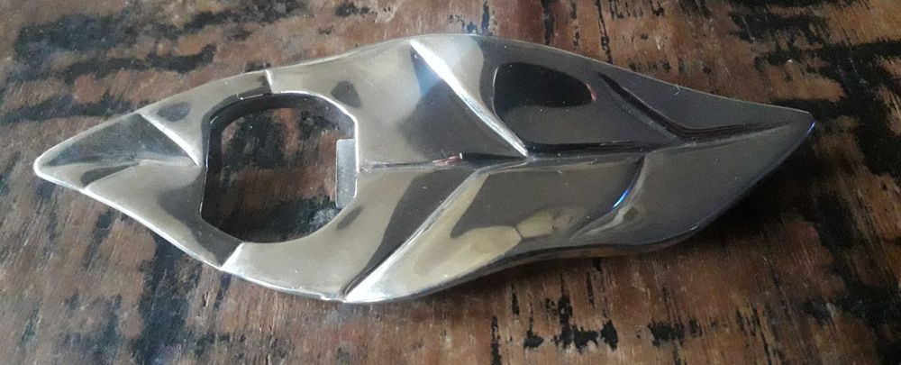 отварачка и запушалка за вино антики, метал масивни