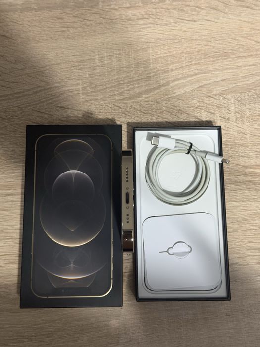 iPhone 12 Pro 256 КАТО НОВ!