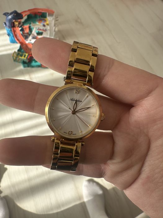 Часы адриатика adriatica