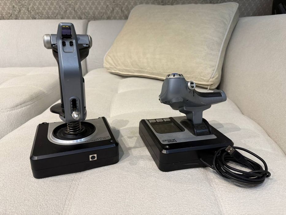 Saitek52 джойстик для авиаигр