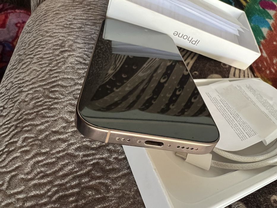 Iphone 16 pro  128 памят