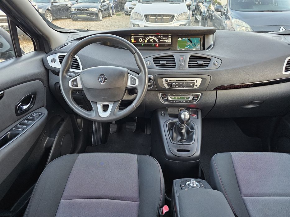Renault Grand Scenic ~ 1.5DCi ~ 2012 ~ keyless ~ Navigatie ~