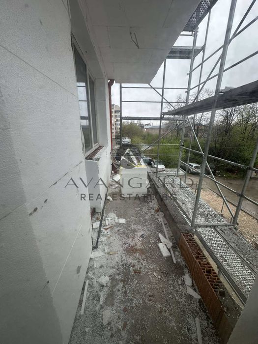 оф.22757 Тристаен с АКТ 14 Кършияка