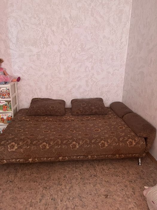 Продам диван в хорошем состоянии