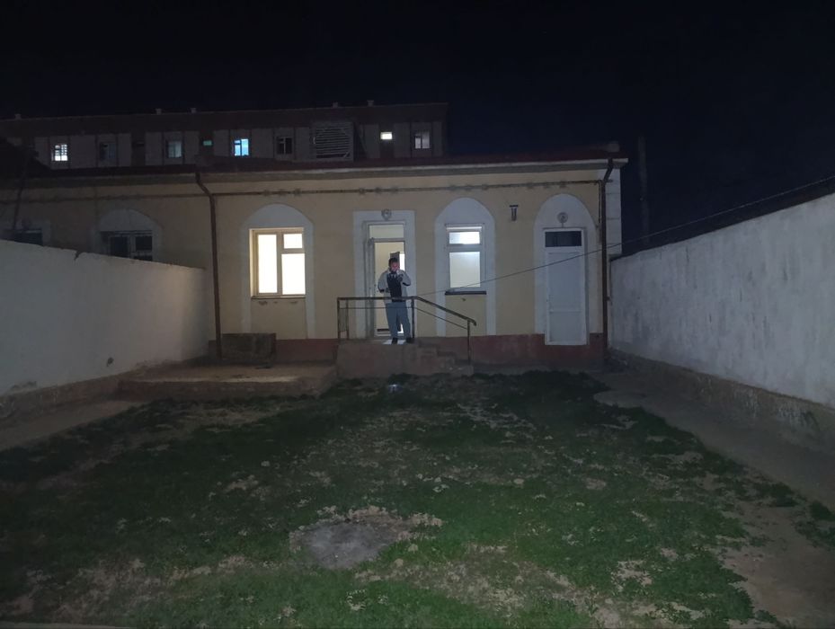 Shoshilinch kotej hovli sotiladi