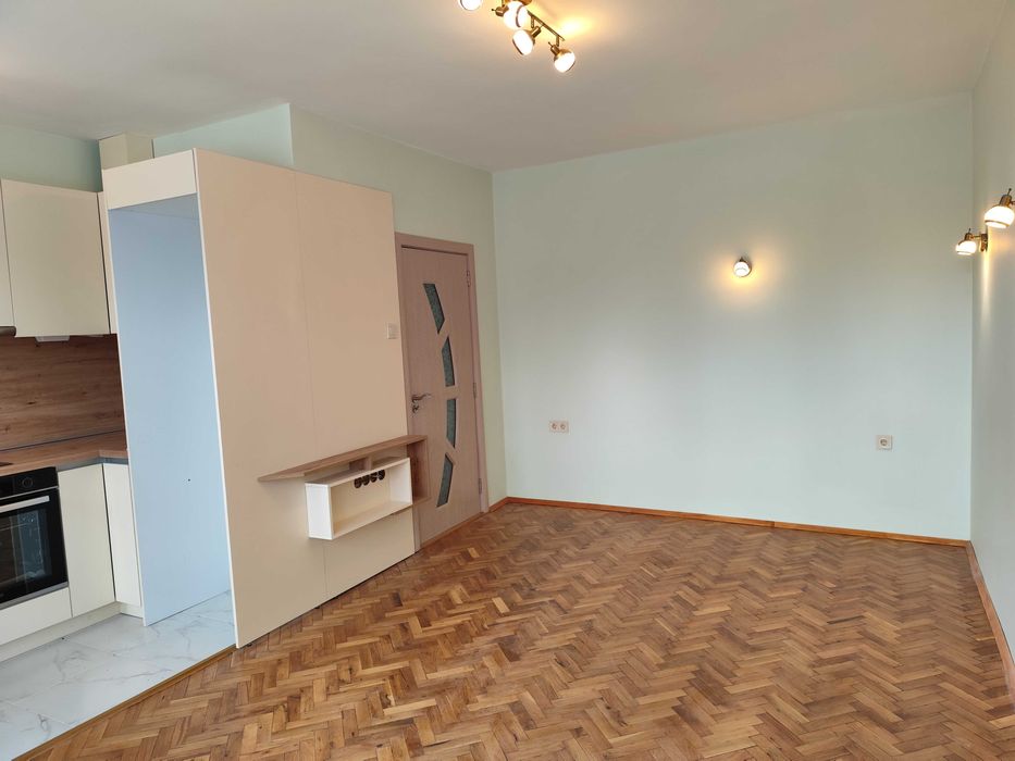 Апартамент от 70 кв.м. в топ център за живеене или бизнес