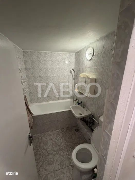 Apartament cu 3 camere decomandate de inchiriat parcare Marasti