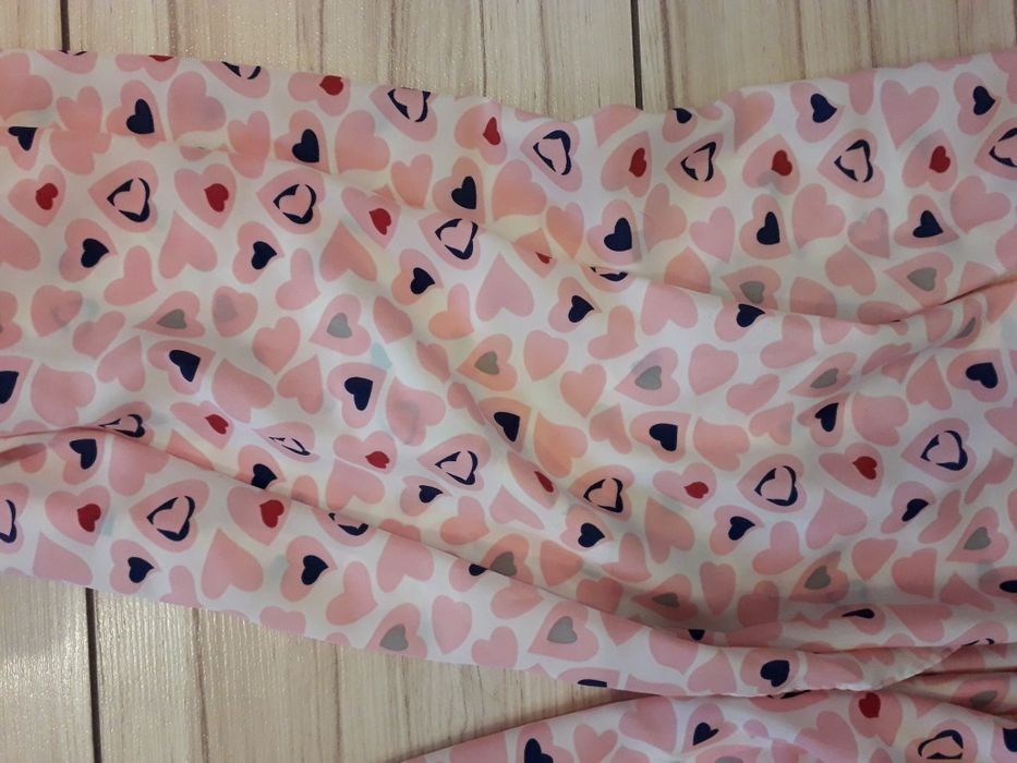 Нов дамски шал, без забелегки