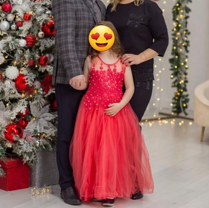 Платье нарядное для девочки