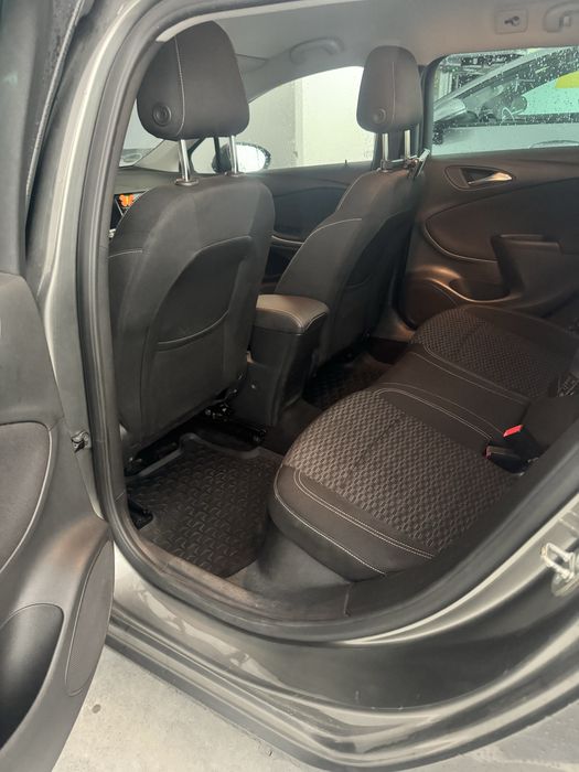 Opel Astra Sports Tourer+