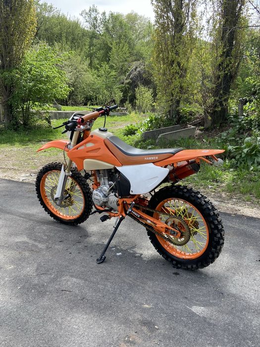 В продаже эндуро 250 кубов