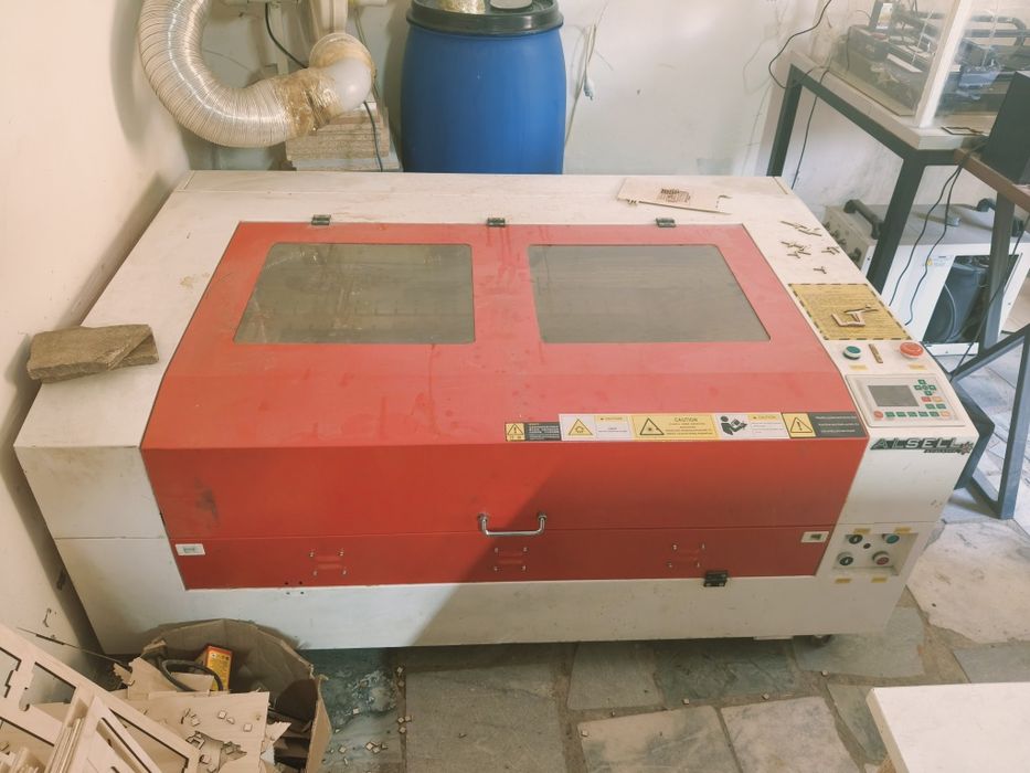 Продам лазерный станок Ruida1060