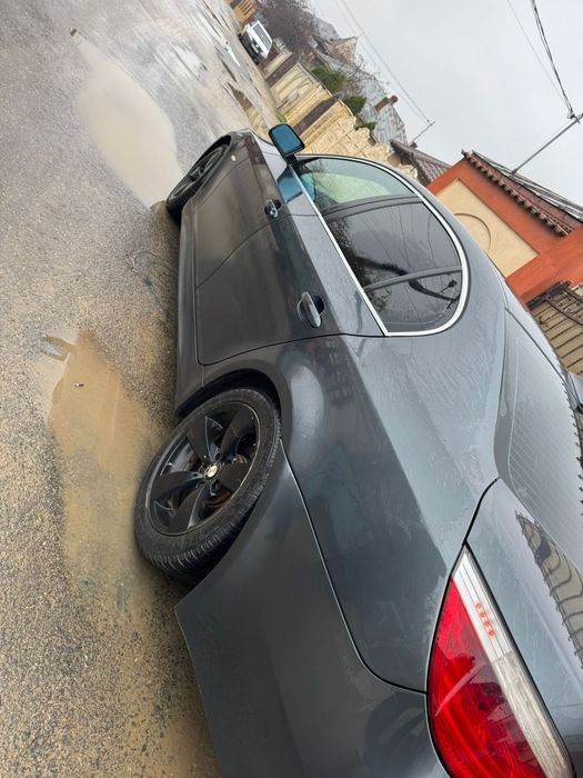 Vând BMW e 60 an 2008 m pachet motor 3.0 diesel