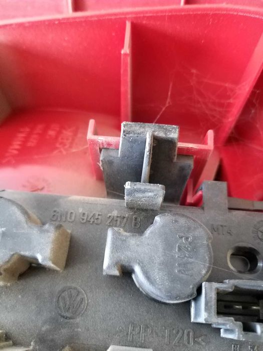 Stop tripla lampa dreapta vw polo 6n 6n0945257b
