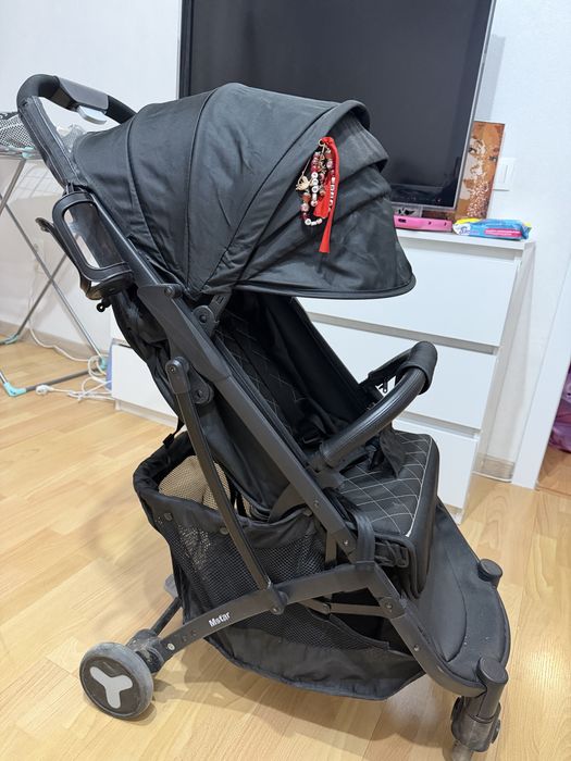 Продам прогулочную коляску