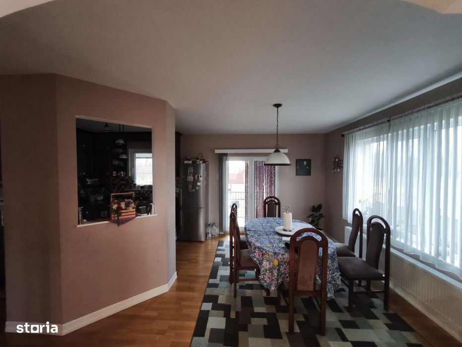 Casa in stil american, 120mp, 2450mp teren, Radauti