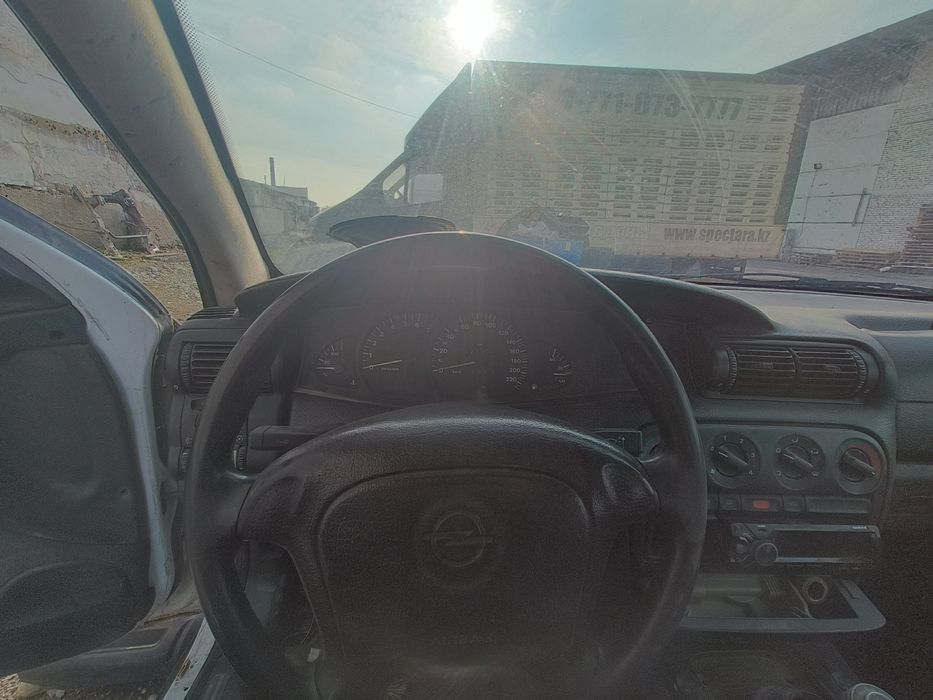 Опель омега на запчасти целиком