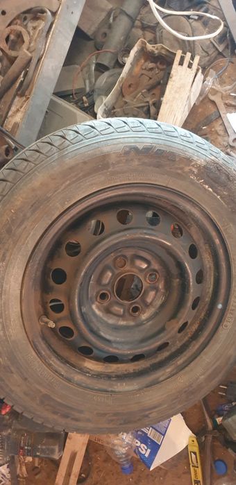 Шина с диском на 14