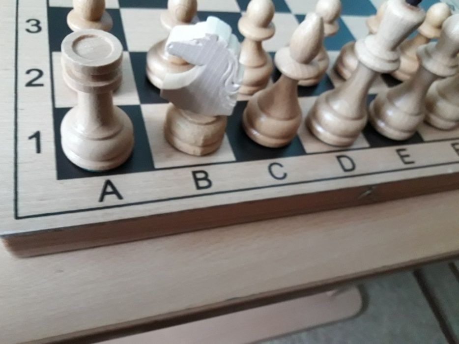 шахматы деревянные