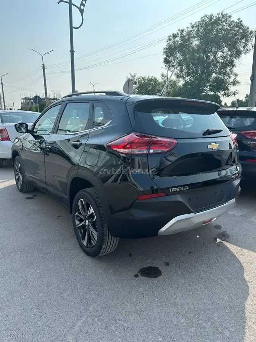 Chevrolet Tracker Premier 2023 года выпуска