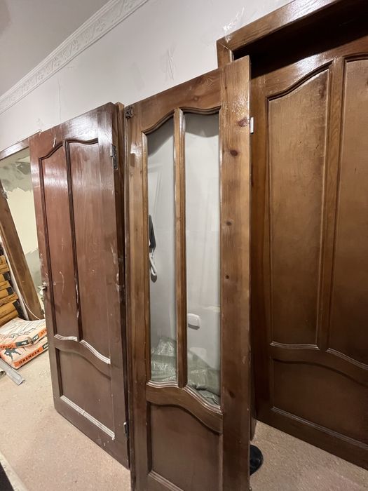 Продам деревянные двери не дорого