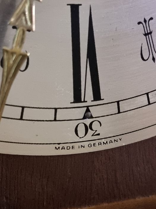 Старинен стенен часовник AMS