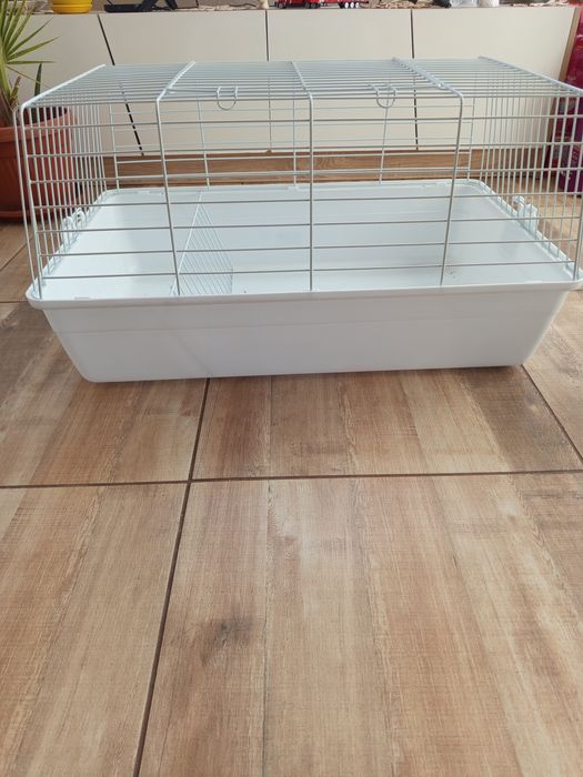 Нова клетка за зайче