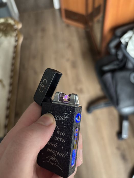 Продам электрические зажигалки