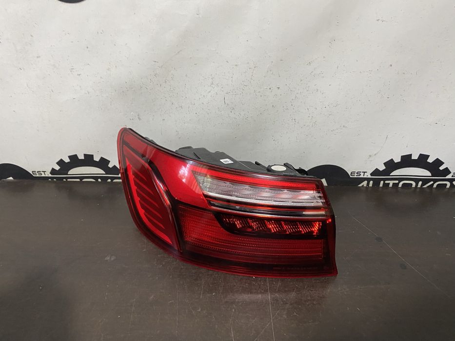 Stop stanga pe aripa Audi A4 B9 8W sedan berlina