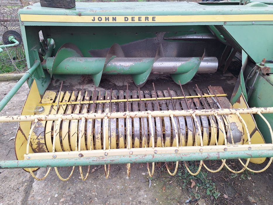 Vand sau schimbBalotiera JOHN DEERE