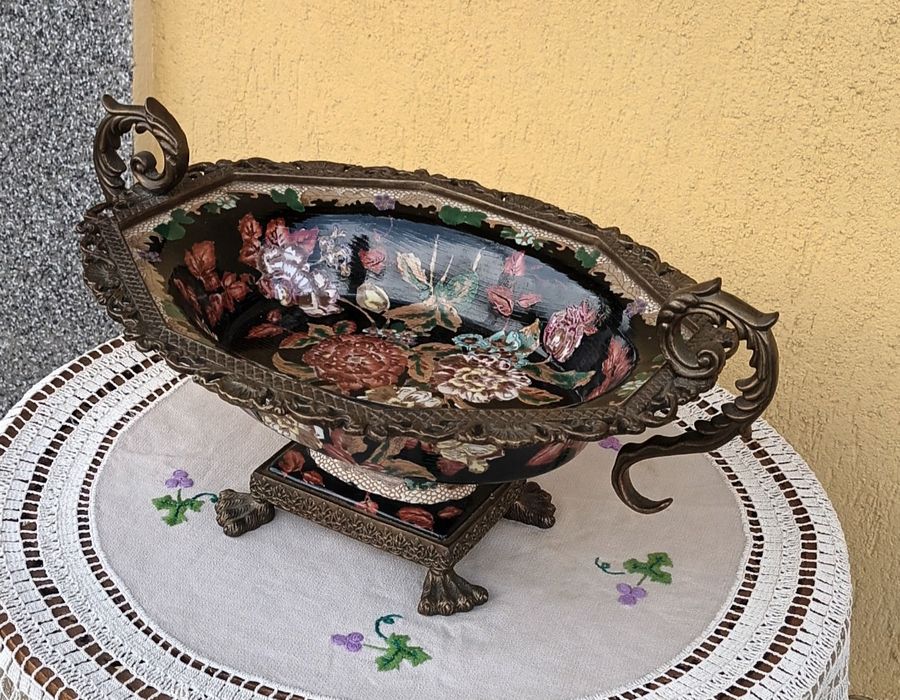 Fructiera din Porțelan Craquelle și Bronz