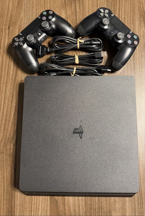Consola PS4 slim 1TB