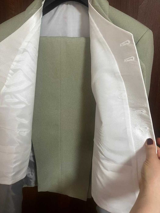 Costum barbatesc
