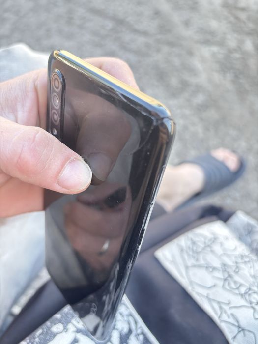 Телефон oppo 31 8/256