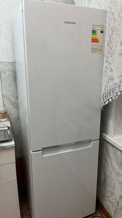 Срочно продам холодильник