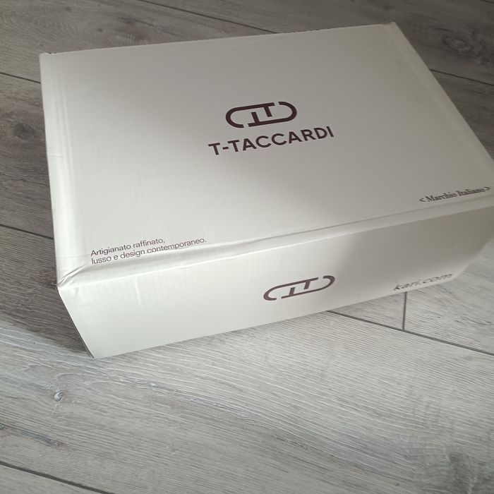 Продам зимнию обувь