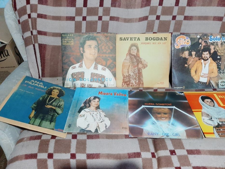 Vând plăci de pick up în stare bună vechi
