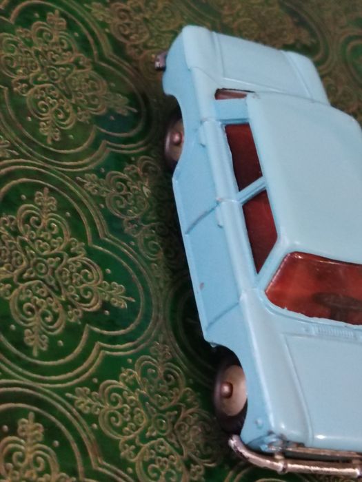 Ретро количка Fiat 1300 n9 mercury
85€