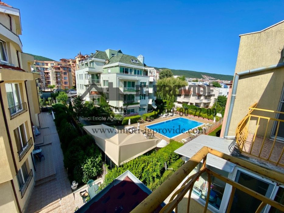 Продава се Тристаен апартамент в Свети Влас - 84 кв.м за 1071 €/кв.м - Снимка #11