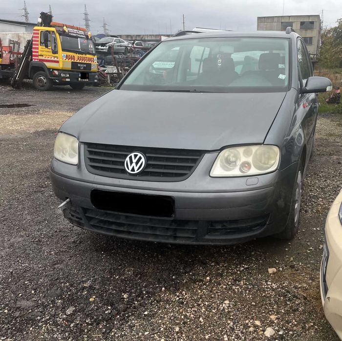 Volkswagen Touran Фолксваген Туран 1.6 FSI 116 к.с.2004г. на части