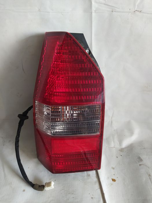 Фонари mitsubishi space wagon