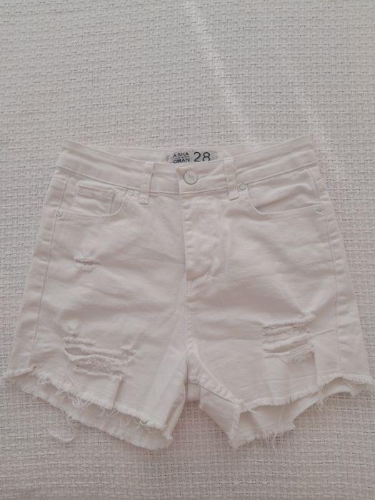 Къси дънкови панталони