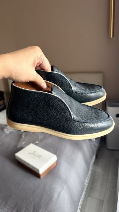 Лоферы кожаные 38